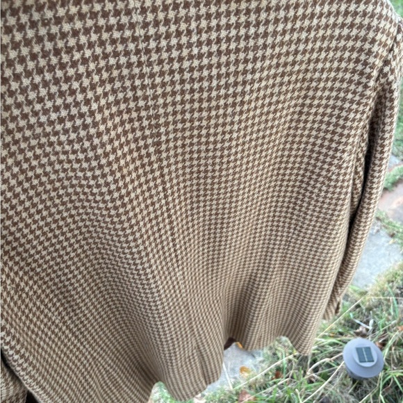 Lauren Ralph Lauren 100% Lambswool Hounds tooth Tan Jacket, Size 2W - Picture 5 of 6